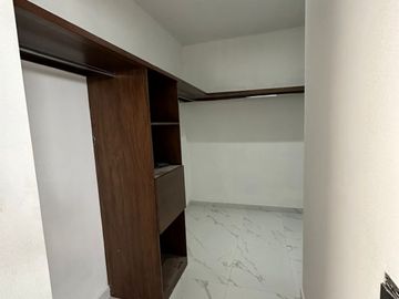 Casa en venta en Privada puerto de cadiz 1 Con alberca Privada