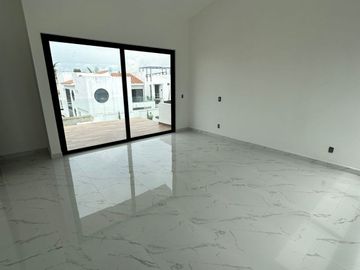 Casa en venta en Privada puerto de cadiz 1 Con alberca Privada
