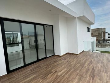 Casa en venta en Privada puerto de cadiz 1 Con alberca Privada