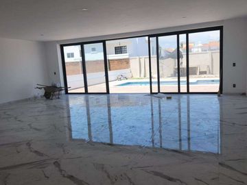 Casa en venta en Privada puerto de cadiz 1 Con alberca Privada