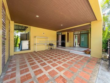 Pool Villa in Bang Saray Beach side
