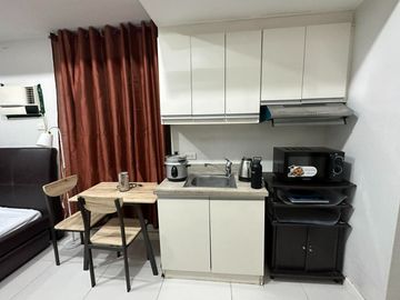 FOR SALE - Studio Unit in KL Tower, Legazpi Village, Makati City