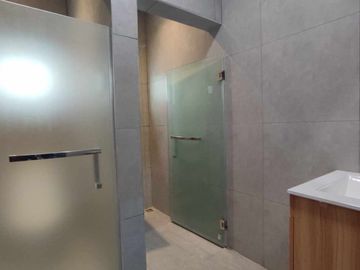 FOR SALE NEWLY BUILT BEAUTIFUL MODERN 2 STOREY HOUSE IN BF RESORT