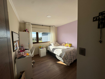 Excepcional Casa de 300m2 en Parcela de 5000m2, Puerto Varas