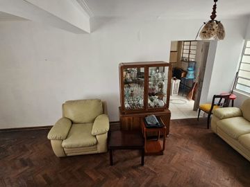 VENDO CASA EN BARRANCO CON MIRAFLORES PARQUE GONZALES PRADA PRECIO FINAL $280,000 FIJO
