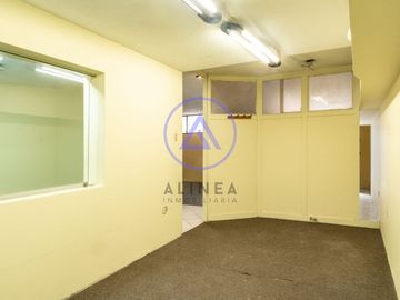 SE VENDE OFICINA O CONSULTORIO EN SAN BORJA | 113M2 | PUERTA CALLE