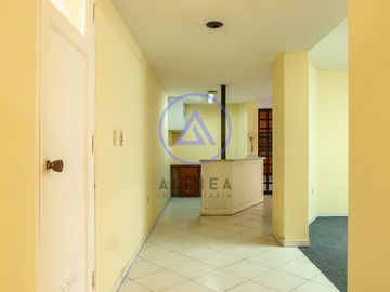 SE VENDE OFICINA O CONSULTORIO EN SAN BORJA | 113M2 | PUERTA CALLE