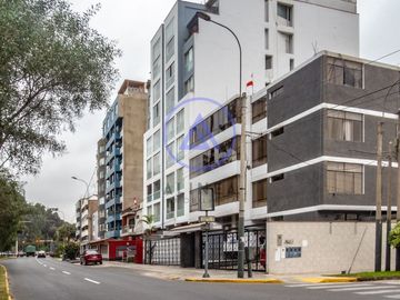 SE VENDE OFICINA O CONSULTORIO EN SAN BORJA | 113M2 | PUERTA CALLE