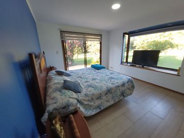 VENTA DE PARCELA CON CASA EN PEÑAFLOR
