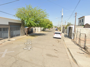 CASA VENTA CESION AV. BURELA  	Villa Residencial del Prado	MEXICALI BC  -MPCC
