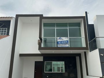 Casa en Venta en Real del Valle, Coto 10