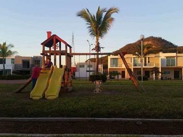 Casa en Venta en Real del Valle, Coto 10