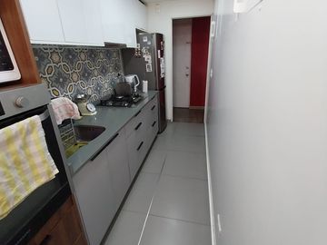 DPTO EN VENTA 3D+ 2B + 1 ESTAC. (SUB ARRENDADO) AV PAJARITOS P12, ISABEL RIQUELME SUR.