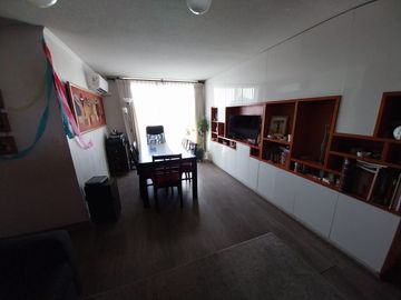 DPTO EN VENTA 3D+ 2B + 1 ESTAC. (SUB ARRENDADO) AV PAJARITOS P12, ISABEL RIQUELME SUR.