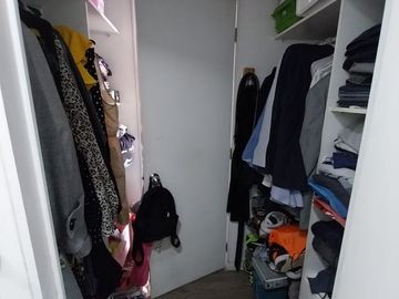 DPTO EN VENTA 3D+ 2B + 1 ESTAC. (SUB ARRENDADO) AV PAJARITOS P12, ISABEL RIQUELME SUR.