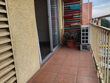 DPTO EN VENTA 3D+ 2B + 1 ESTAC. (SUB ARRENDADO) AV PAJARITOS P12, ISABEL RIQUELME SUR.