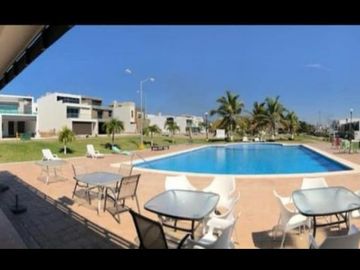 Casa en venta en coto 15 real del valle
