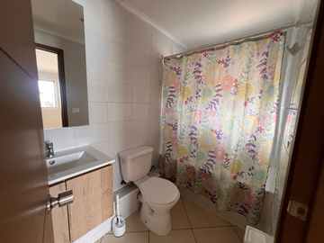 Venta de Casa de 140m2 en Parque San Valentín, Talca