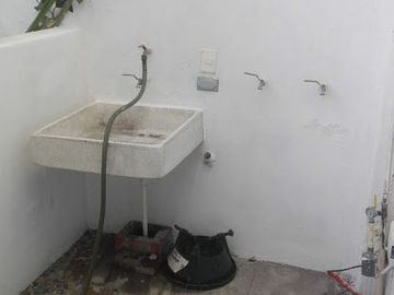 Venta casa para oficinas o habitacional, Santa Cruz Buenavista. Zavaleta