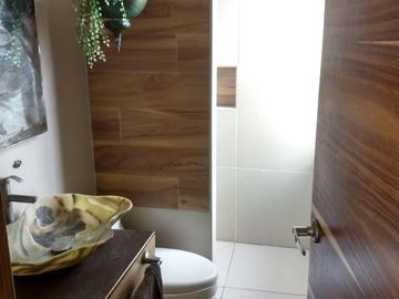 Venta casa para oficinas o habitacional, Santa Cruz Buenavista. Zavaleta
