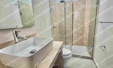 En Venta Casa 3Recamaras con baño cada una en Condominio “La Rioja Residencial”  av Lopez Mateos 7000 en el Sur