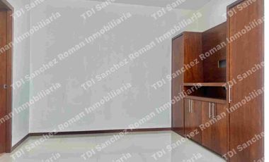 En Venta Casa 3Recamaras con baño cada una en Condominio “La Rioja Residencial”  av Lopez Mateos 7000 en el Sur
