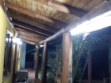 PARCELA CON CASA A ORILLA DE LAGO RAPEL