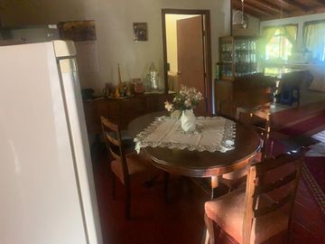 PARCELA CON CASA A ORILLA DE LAGO RAPEL