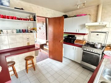 I. HOLZAPFEL #876 Casa 4D3B en Los Almendros