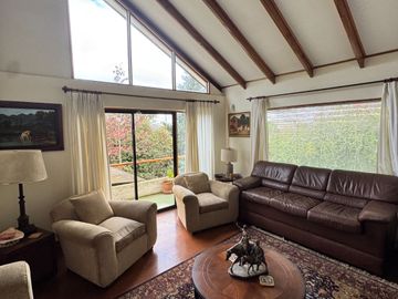 I. HOLZAPFEL #876 Casa 4D3B en Los Almendros