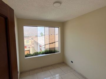 CASA EN VENTA EN ZONA EXCLUSIVA Y RESIDENCIAL – SOL DE LA MOLINA