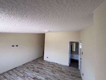 CASA EN VENTA EN ZONA EXCLUSIVA Y RESIDENCIAL – SOL DE LA MOLINA