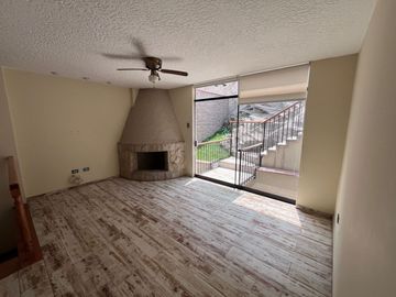 CASA EN VENTA EN ZONA EXCLUSIVA Y RESIDENCIAL – SOL DE LA MOLINA