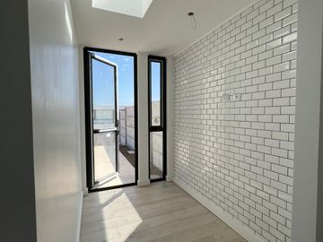 I. Holzapfel #704. Casa con Vista al Mar 4D5B en Pinares de Montemar