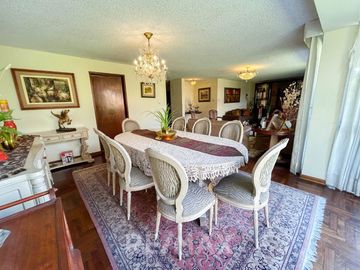 VENTA DE CASA EN ESQUINA DE 429.54M2 EN SAN BORJA