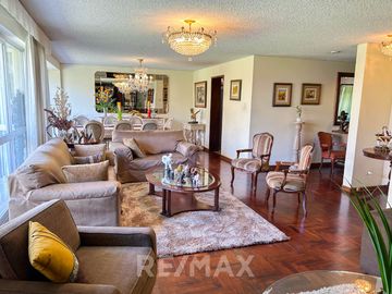 VENTA DE CASA EN ESQUINA DE 429.54M2 EN SAN BORJA