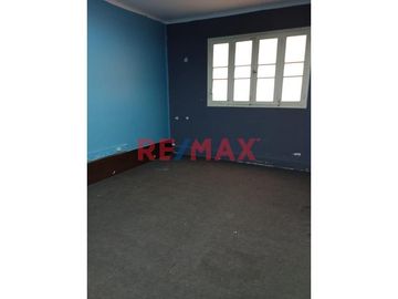 Venta De Casa Como Terreno Ubicada En La Mejor Zona De Miraflores