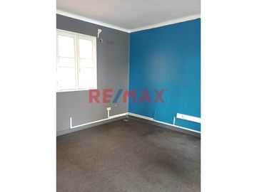 Venta De Casa Como Terreno Ubicada En La Mejor Zona De Miraflores