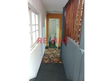 Venta De Casa Como Terreno Ubicada En La Mejor Zona De Miraflores