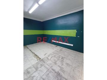 Venta De Casa Como Terreno Ubicada En La Mejor Zona De Miraflores