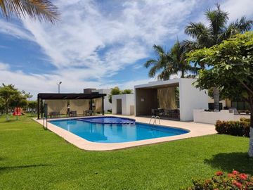 Casa en venta coto platino con recamara abajo