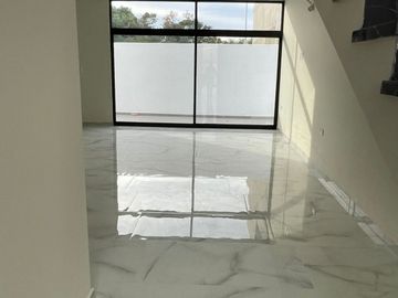 Casa en venta coto platino norte con recamara en planta baja
