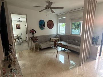 ¡Descubre esta obra maestra arquitectónica! Venta casa dúplex en Villa Santos