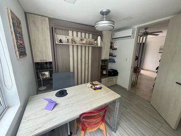 ¡Descubre esta obra maestra arquitectónica! Venta casa dúplex en Villa Santos