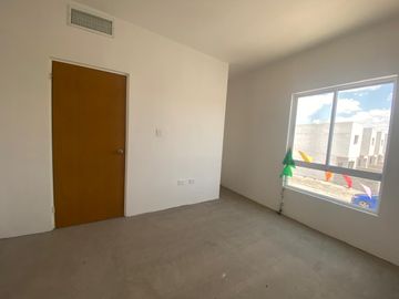CASA EN VENTA  EN LOMA REAL V TORREON COAHUILA