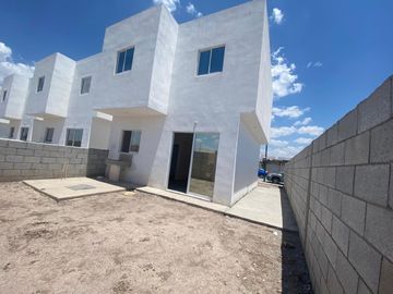 CASA EN VENTA  EN LOMA REAL V TORREON COAHUILA