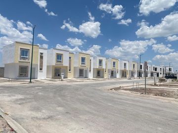 CASA EN VENTA  EN LOMA REAL V TORREON COAHUILA