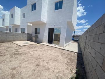 CASA EN VENTA  EN LOMA REAL V TORREON COAHUILA