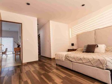 VENDO CASA UNA PLANTA CON SUPER BONO DE $100,000 ZONA NORTE LEON LOMA ALTA