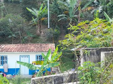 TE VENDO ESTE APARTAMENTO FINCA EN BARBOSA ANTIOQUIA.